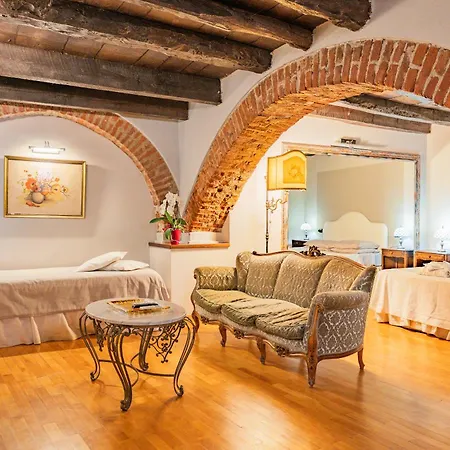 Antico Palazzo 4* Mondovì