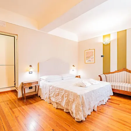 Affittacamere Antico Palazzo 4*