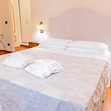 Antico Palazzo 4* Mondovì