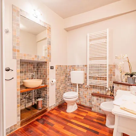 בית הארחה Antico Palazzo 4*